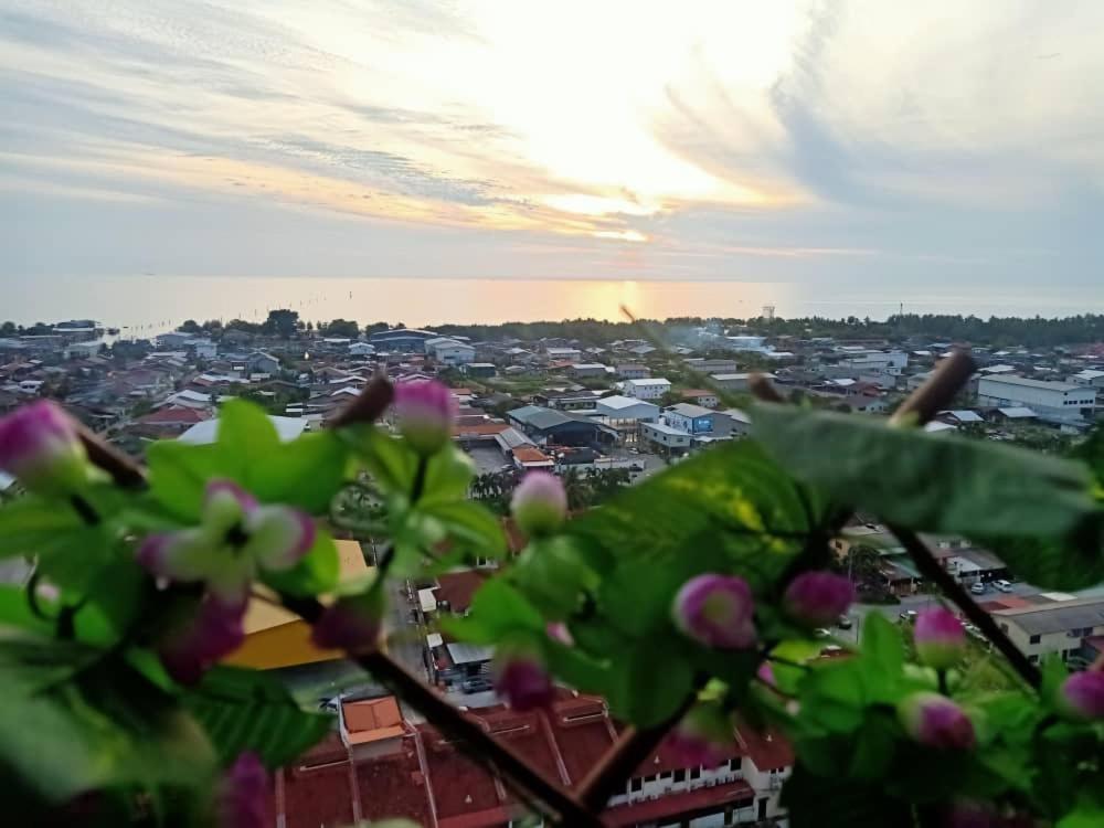 Sekinchan Seaview Homestay L143 High View Екстер'єр фото
