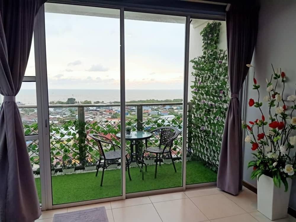 Sekinchan Seaview Homestay L143 High View Екстер'єр фото