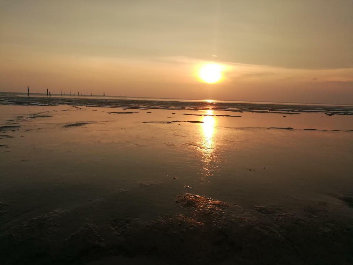 Sekinchan Seaview Homestay L143 High View Екстер'єр фото